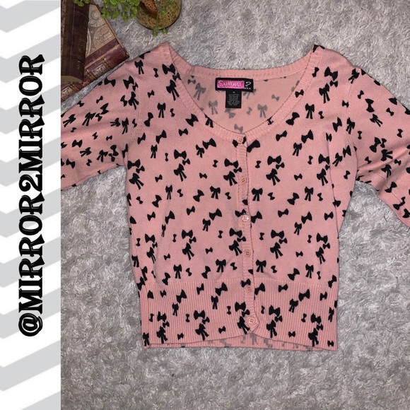 💋Say What? Women’s Cropped Cardigan - Picture 1 of 4